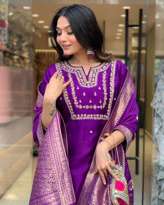 Women's Chanderi Viscose Embroidered Straight Kurta with Pant and Dupatta Set