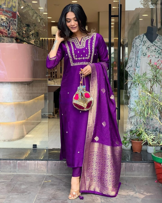 Women's Chanderi Viscose Embroidered Straight Kurta with Pant and Dupatta Set